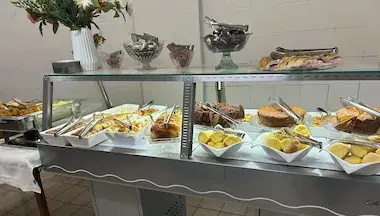 Café da manhã Self-Service no Hotel Campos em Aparecida sp.