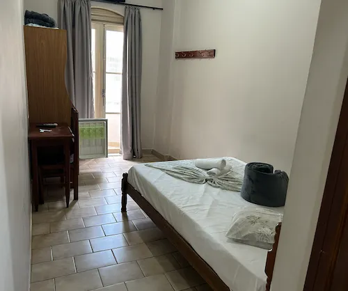 Suíte Individual do Hotel Campos em Aparecida